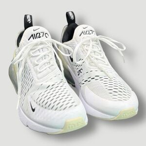 Nike Air 270 White and Black Sneakers size 10 EUC
